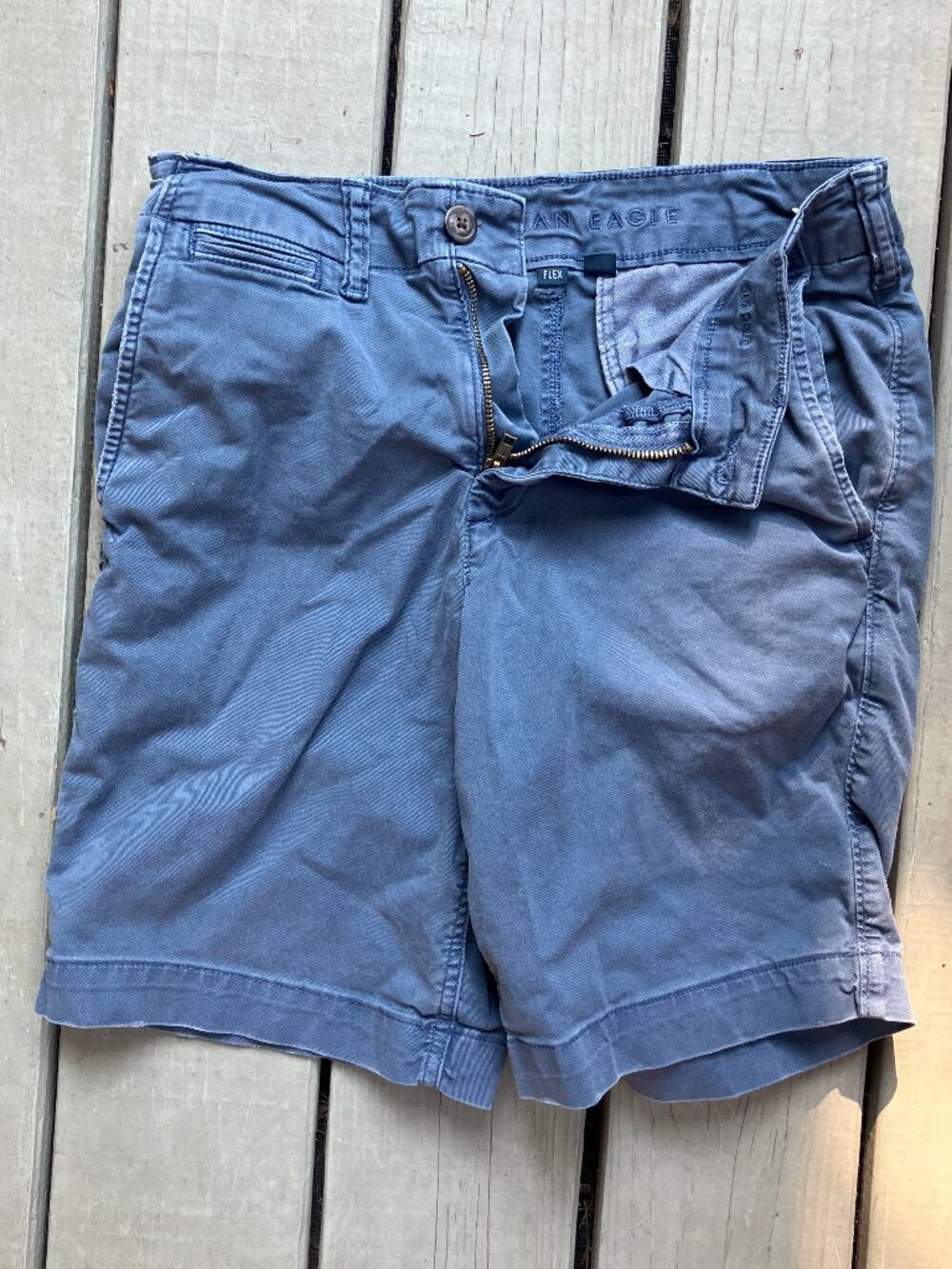 American Eagle men's shorts size 28